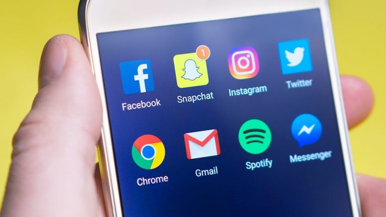Unleashing Creativity: The DIY Guide to Social Media Management